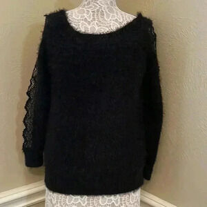 🧡 Beautiful super soft sweater from buckle